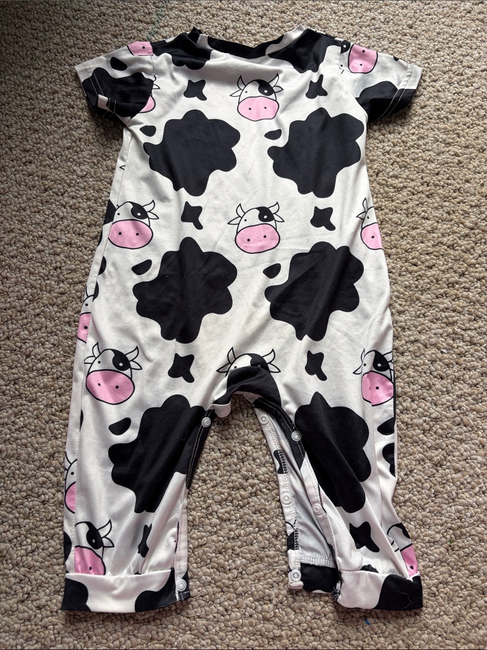 SHEIN Black, White & Pink Cow-Print Kids One-Piece Bodysuit